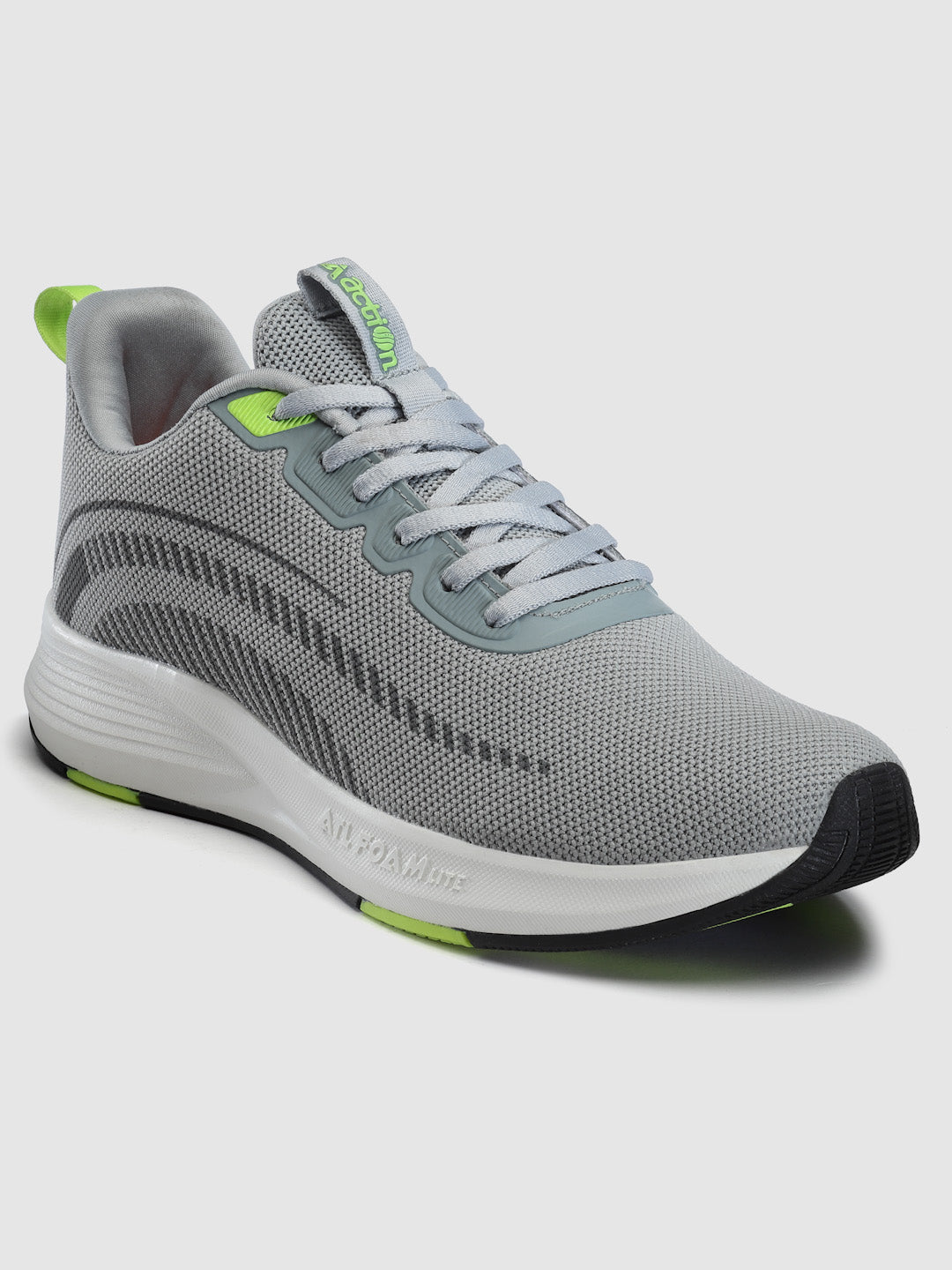 RUNNER 105 Sports Shoes for Men