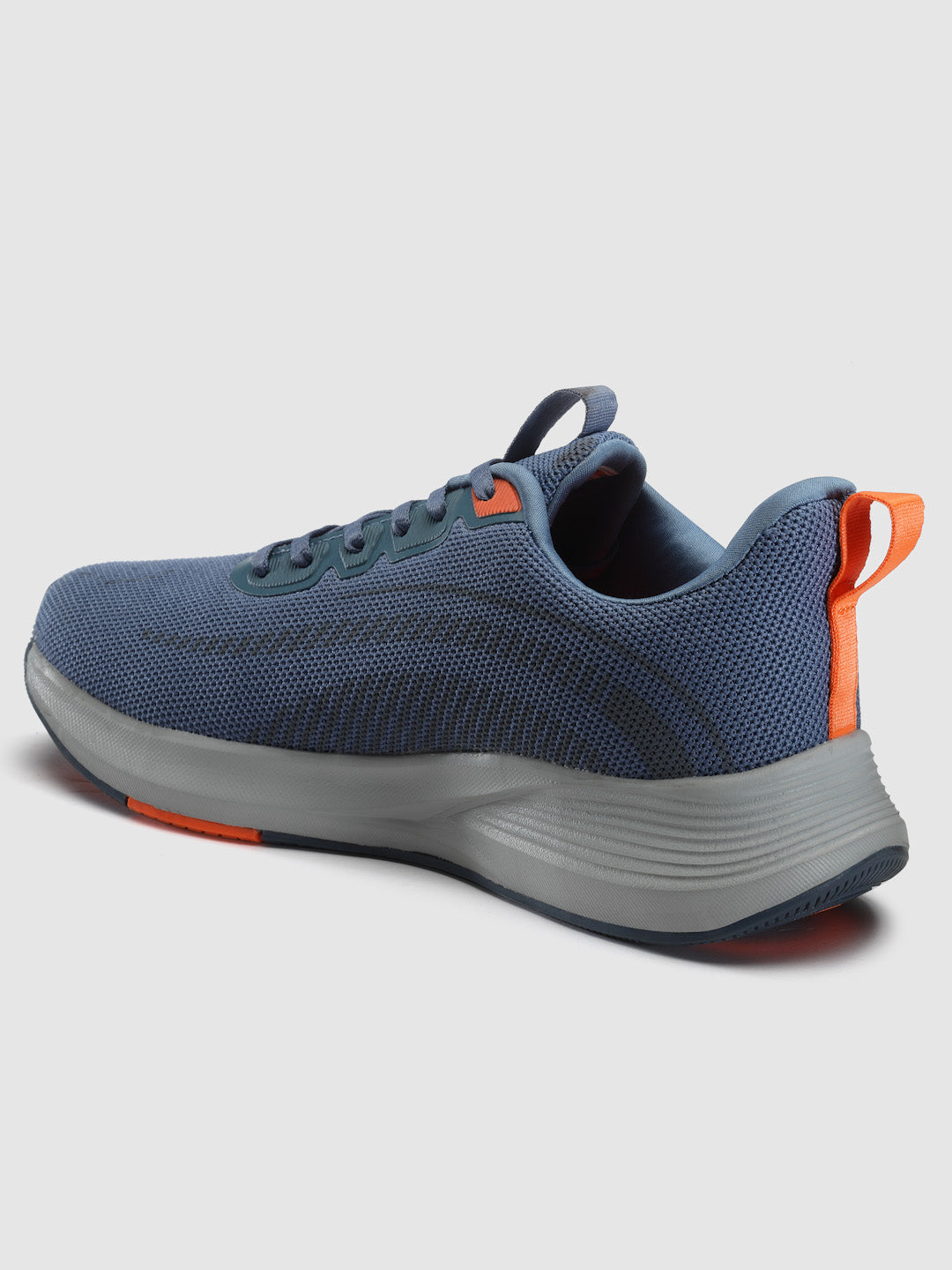 RUNNER 105 Sports Shoes for Men